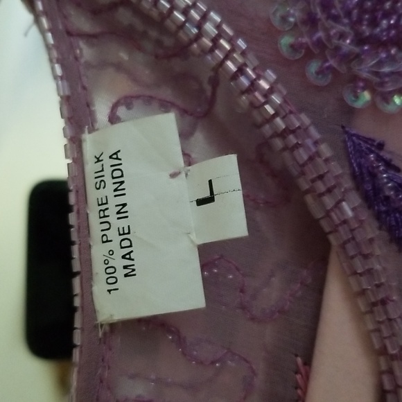 🎀VINTAGE BEADED SILK TOP🎀 - Picture 5 of 7